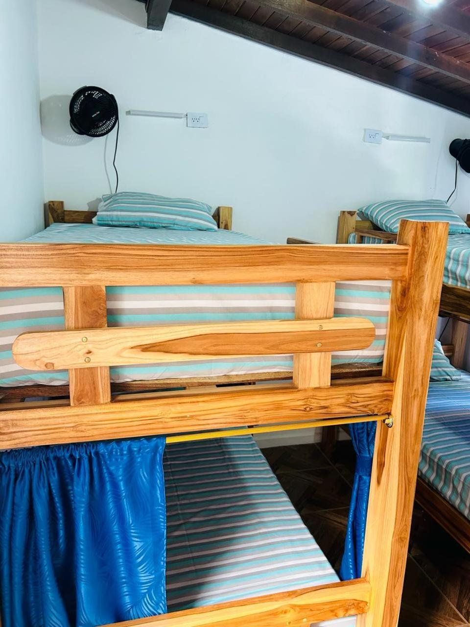 Blue Coast Hostal Medellín Esterno foto